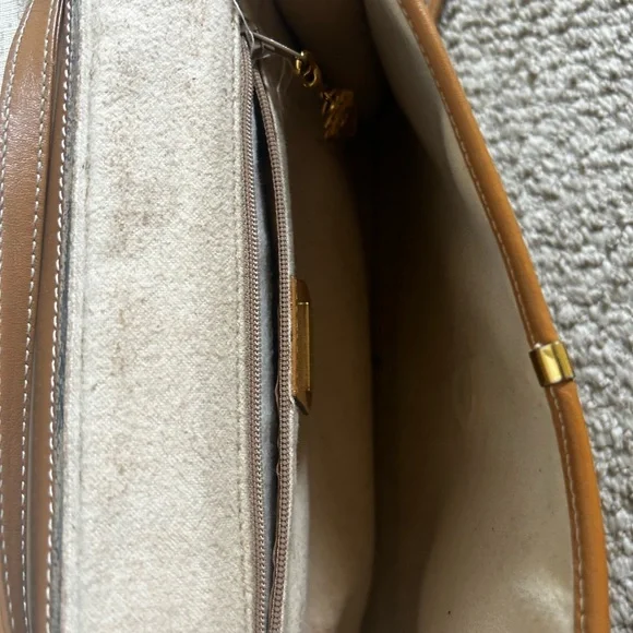 💎💎Gucci Authentic cream bag